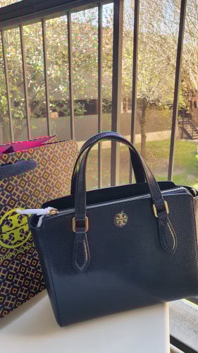 شنطة توري بورتش