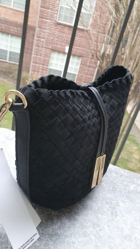 شنطة ماركة كالفن كلاين