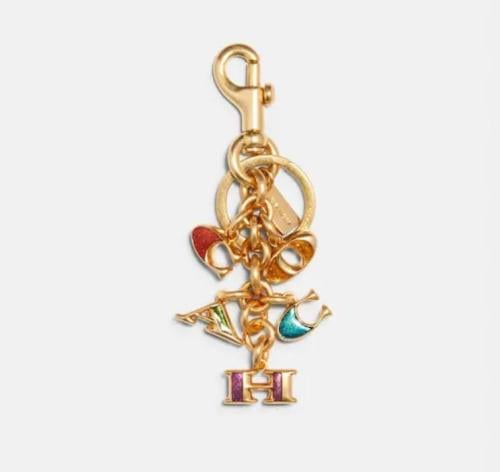 ميدالية ماركة كوتش