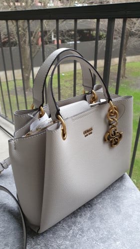 شنطة ماركة قيس