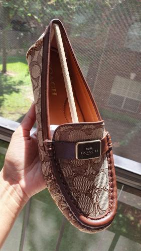 جزمة ماركة كوتش