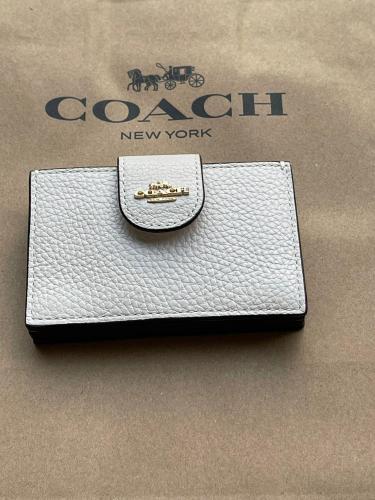 حامل بطاقات ماركة كوتش