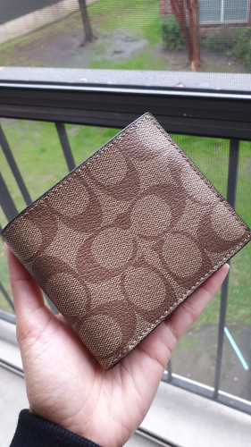 محفظة رجالية ماركة كوتش