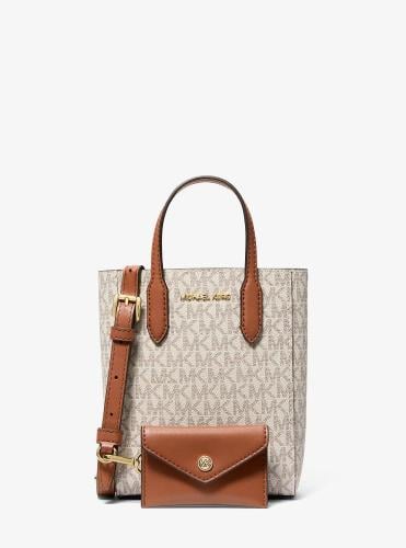 شنطة ماركة مايكل كورس