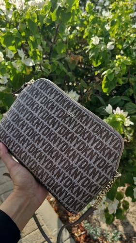 شنطة ماركة DKNY