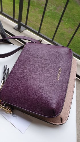 شنطة ماركة كالفن كلاين