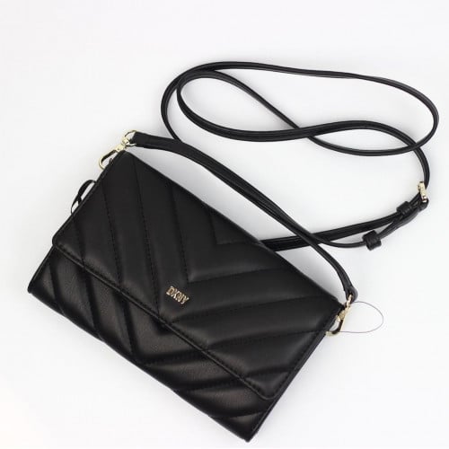 شنطة / محفظة ماركة DKNY