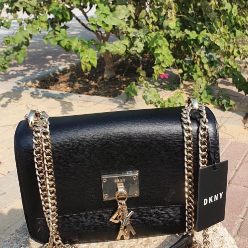 شنطة ماركة DKNY سمول