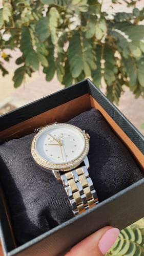 ساعة ماركة كوتش