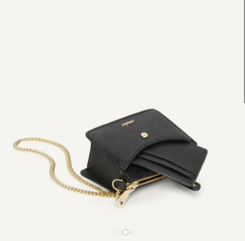 شنطة ماركة DKNY