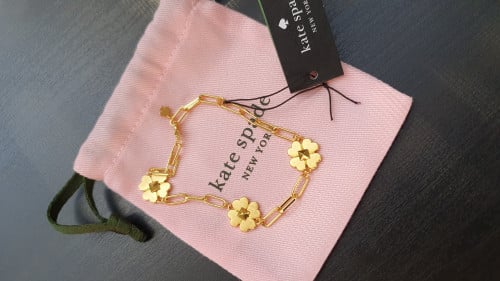 إسوارة ماركة كيت سبيد