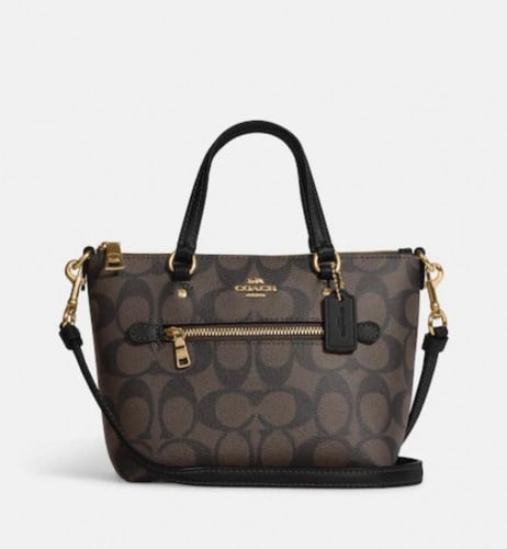 شنطة ماركة كوتش