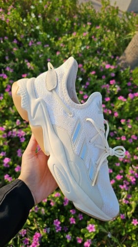جزمة رجالية ماركة ADIDAS