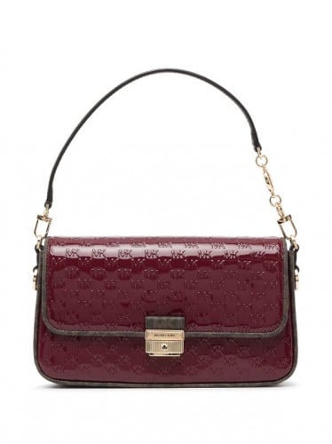 شنطة ماركة مايكل كورس