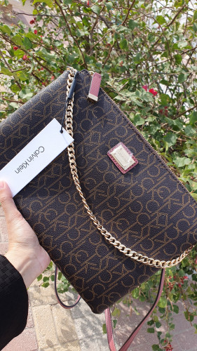 شنطة ماركة كالفن كلاين