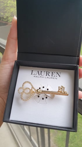 بروش ماركة رالف لورين