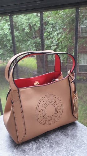 شنطة ماركة قيس