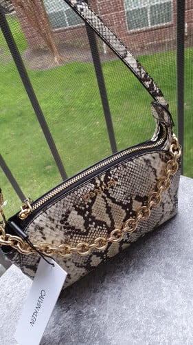 كروس ماركة كالفن كلاين