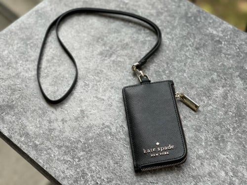 حامل هوية كيت سبيد