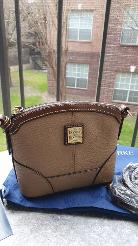 شنطة ماركة DOONEY & BOURKE