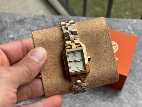 ساعة ماركة توري بورتش