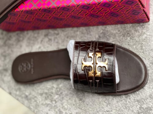 صندل ماركة توري بورتش