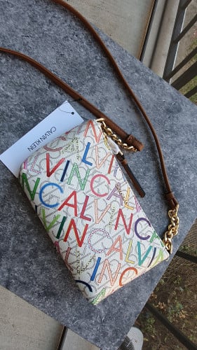 كروس ماركة كالفن كلاين