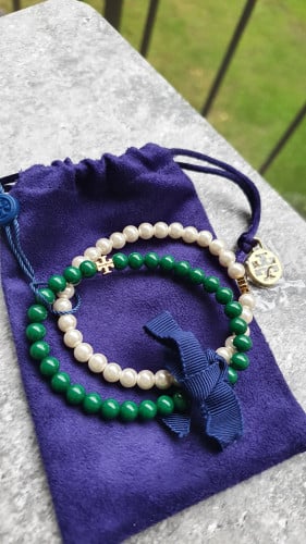 مجموعة من إسواىتين ماركة توري بورتش