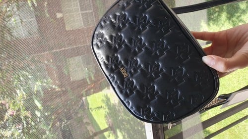 شنطة ماركة DKNY