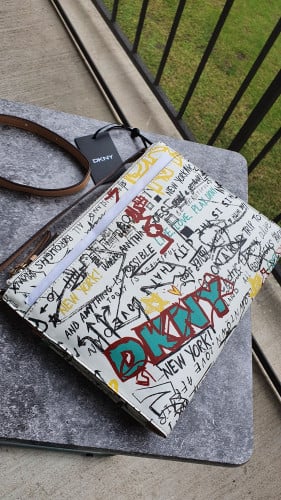 شنطة ماركة DKNY