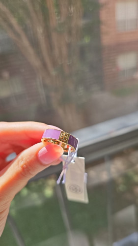 دبلة ماركة توري بورتش