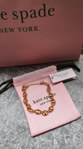إسوارة ماركة كيت سبيد