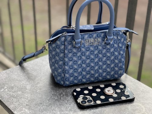 شنطة ماركة قيس