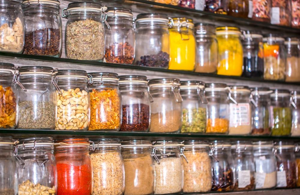 لماذا تفقد التوابل رائحتها مع الوقت وكيف تمنع ذلك؟