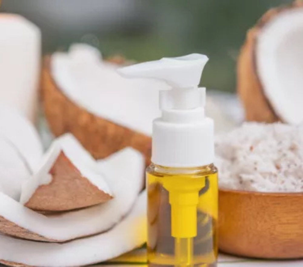 فوائد زيت جوز الهند للوجه