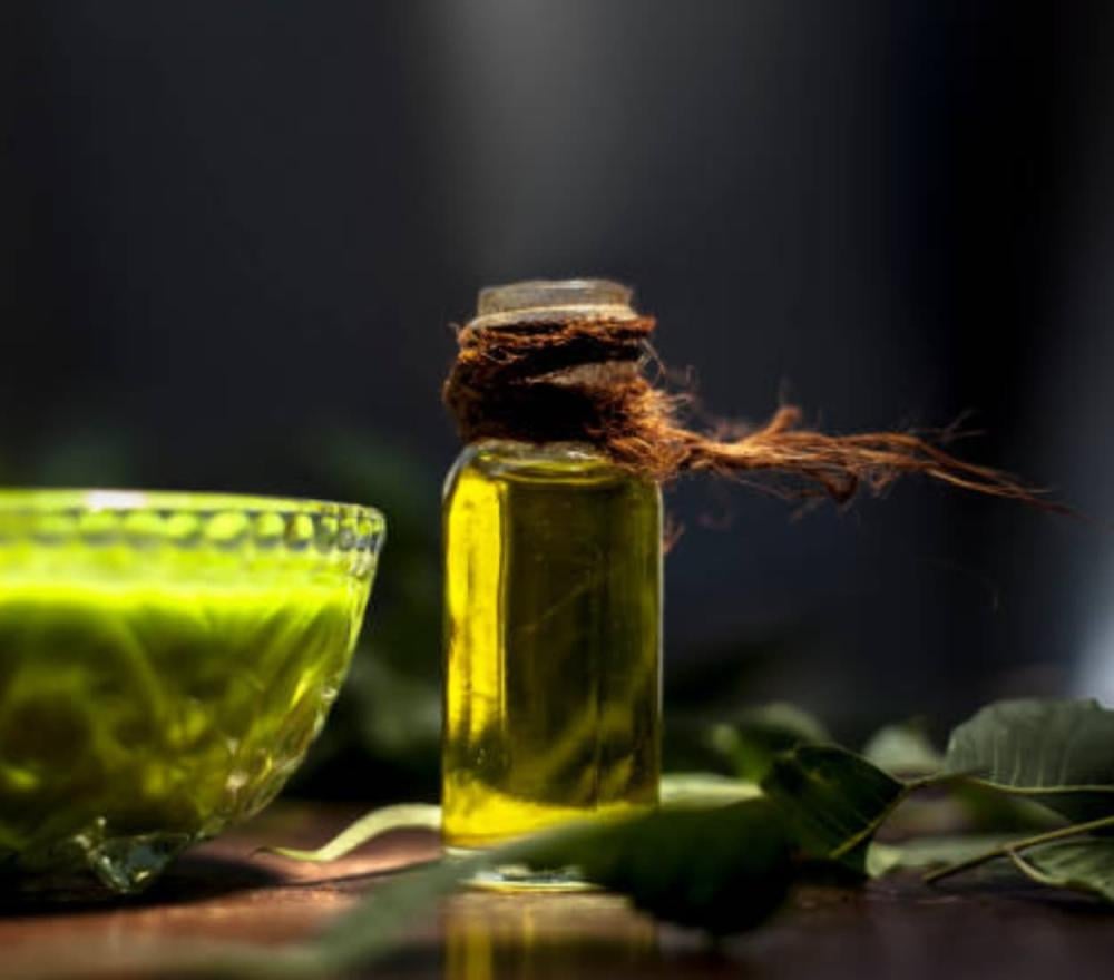 فوائد زيت الاعشاب الهنديه