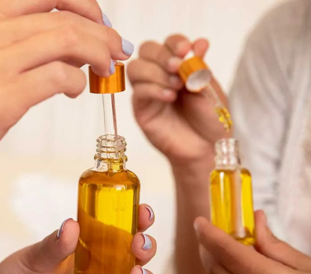 زيت طبيعي بالاعشاب