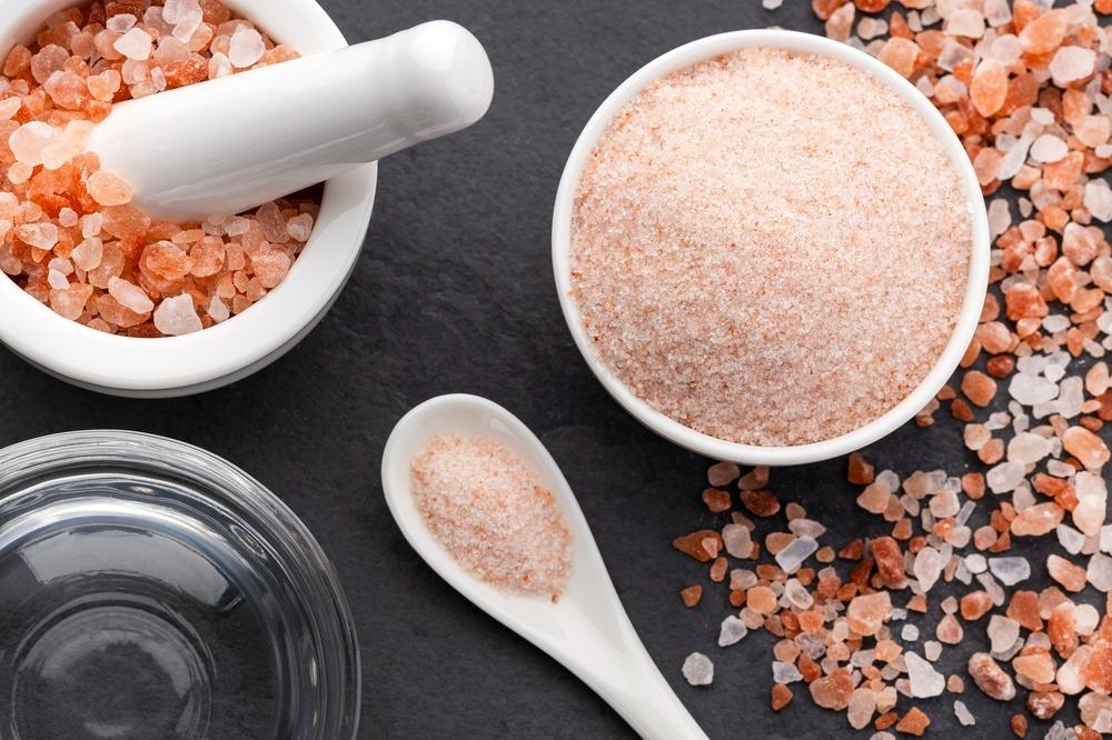 ملح الهيمالايا: استخداماته في المطبخ وكيف تختار النوع المناسب؟