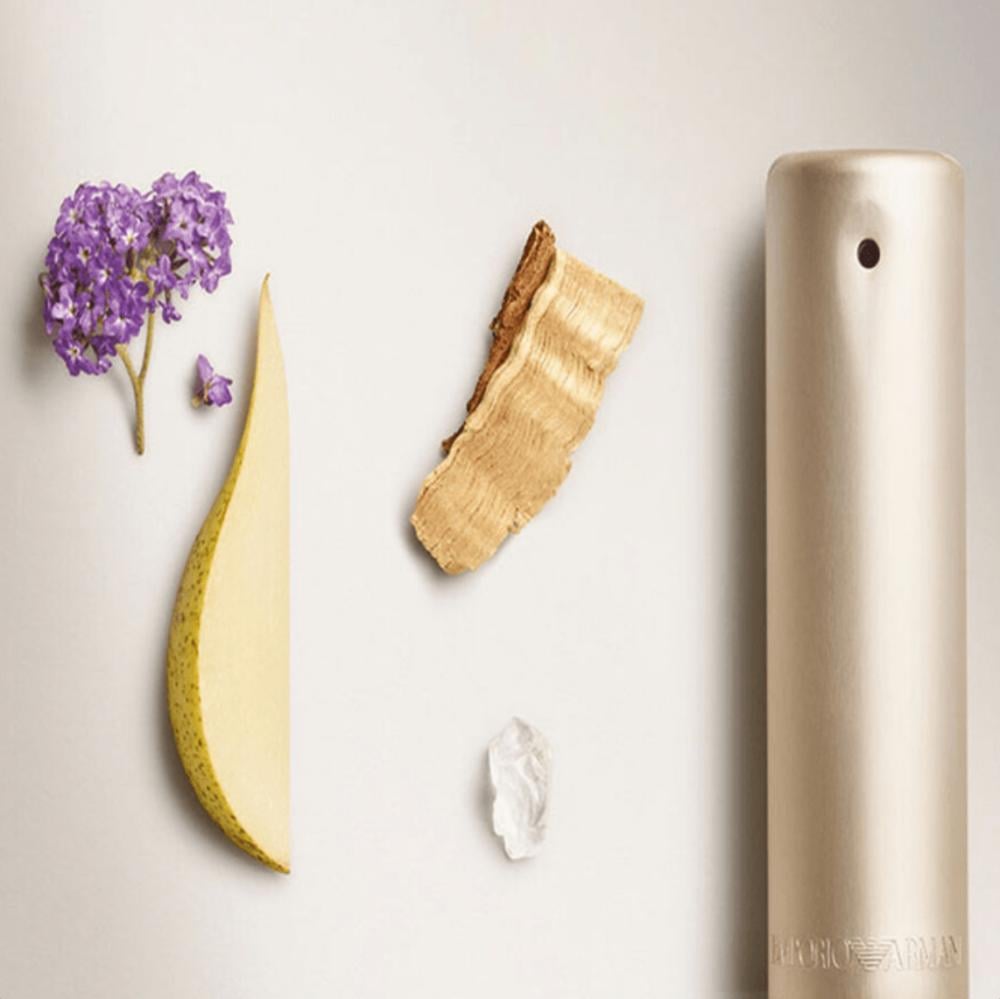 عطر امبريو ارماني لي ال شي الي للنساء من جورجيو ارماني - او دي بارفيوم