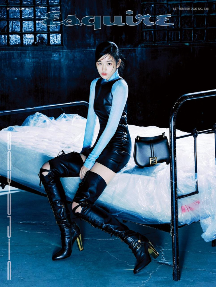 Magazine Esquire 2023-09 Type.B IVE, TWICE