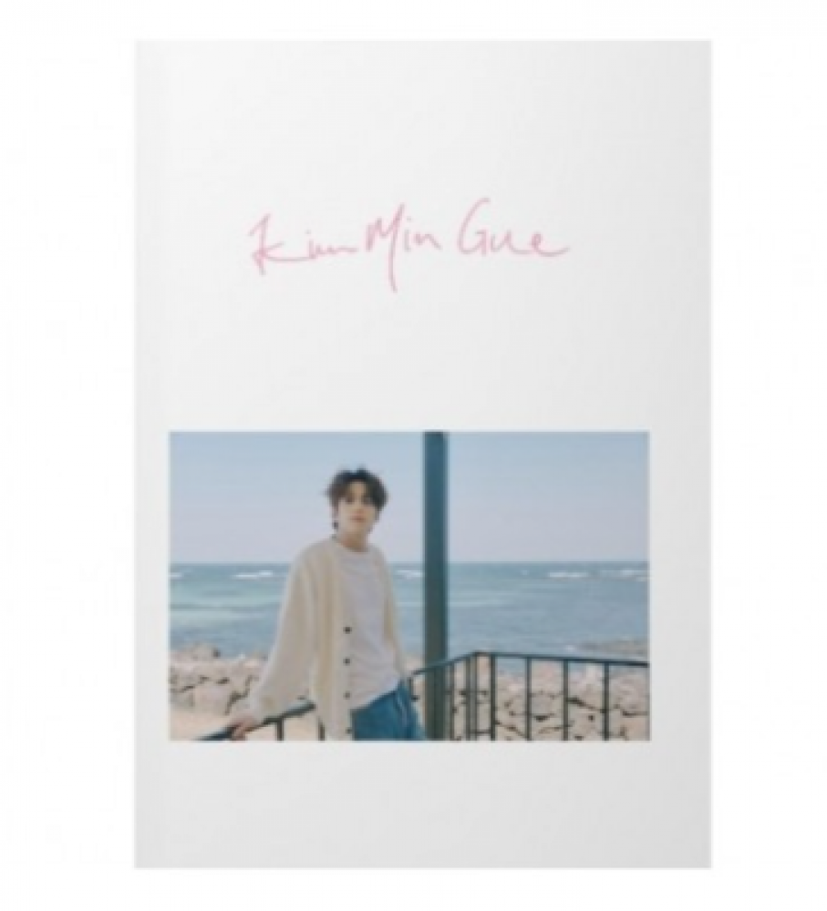 [Pre Order] KIM MIN GUE 1st Photobook [Kim Min Gue]