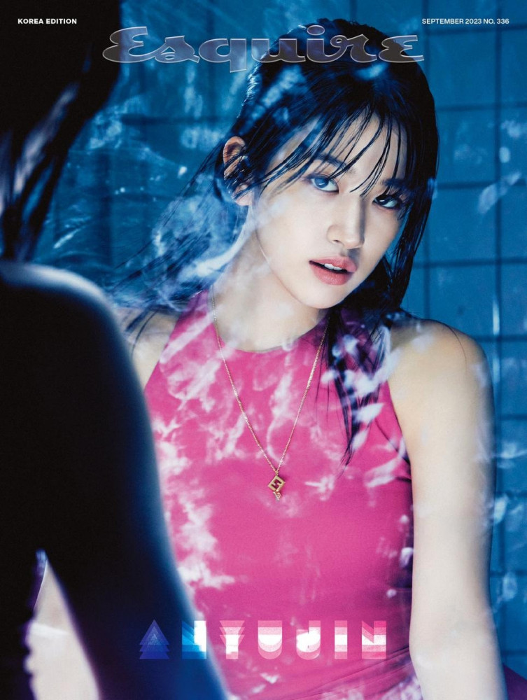 Magazine Esquire 2023-09 Type.A IVE, TWICE