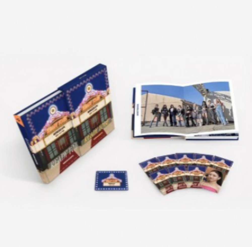 [Pre Order] TWICE MONOGRAPH READY TO BE