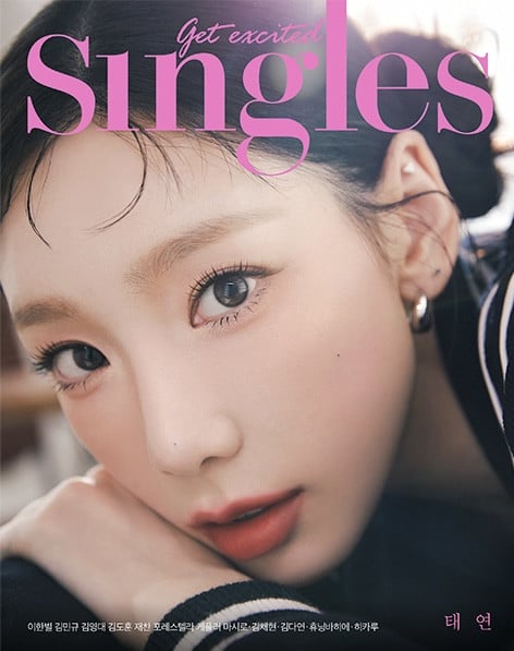 Magazine SINGLES 2023-10 Type.A TAEYEON