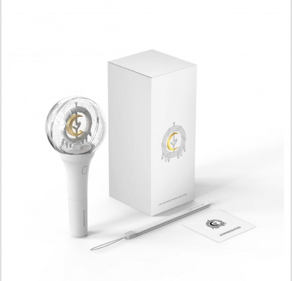 [Pre Order] LEE CHAEYEON Official Light Stick