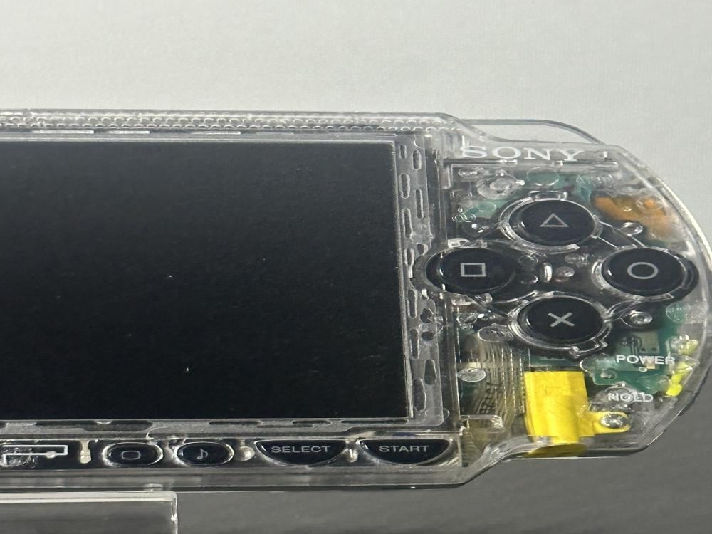 نسخه خاصة PSP-1000