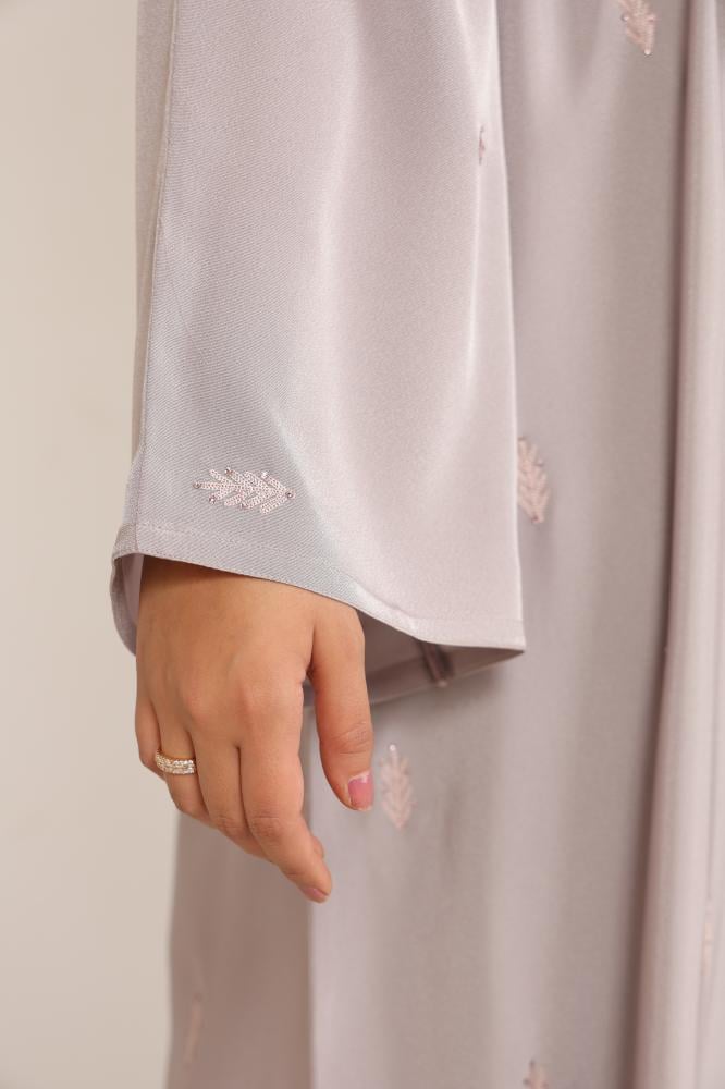 عباية صالونا ماكينة توان