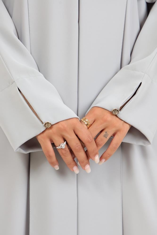 عباية فرسان تركيبات فوزية (رمادي فاتح)