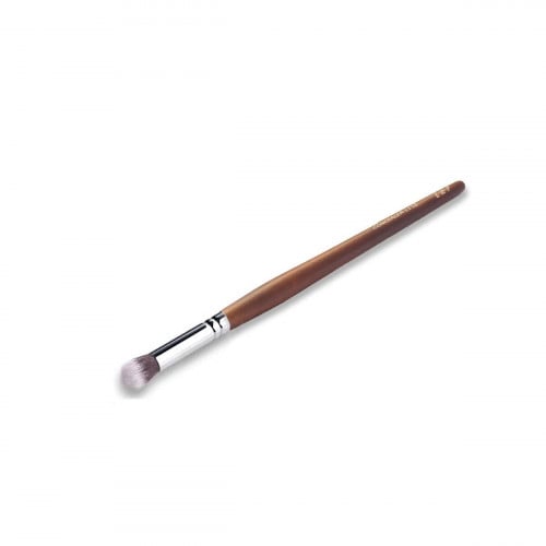 Leif Concealer Brush No. 110