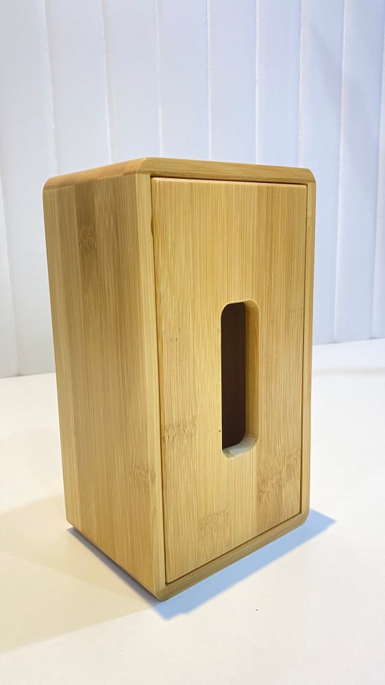 علبة مناديل خشبية